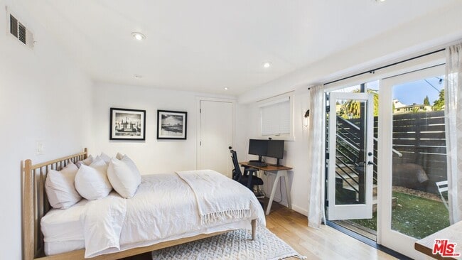 Building Photo - 3507 Marathon St