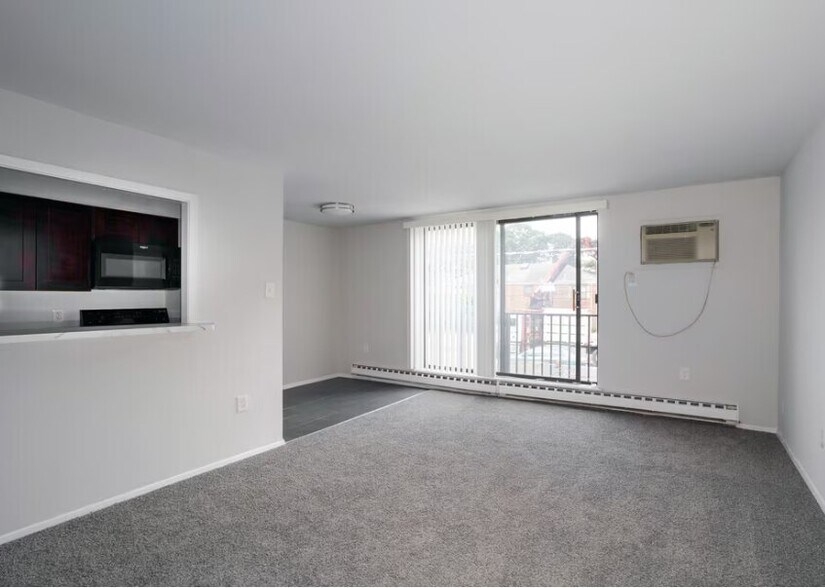 Building Photo - 500 E Upsal St