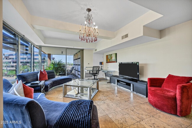 Building Photo - 7141 E Rancho Vista Dr