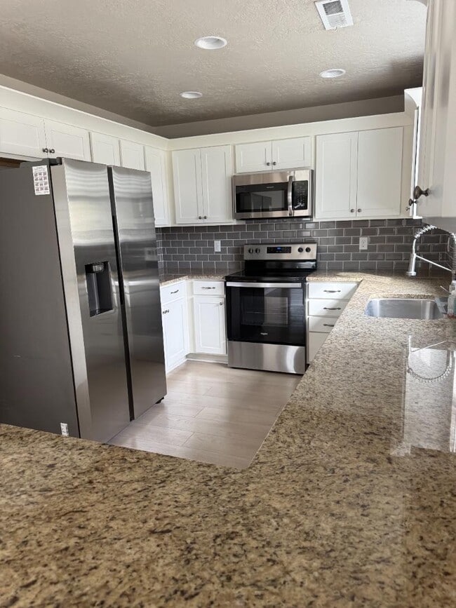 Building Photo - 7777 E Tea Party Dr