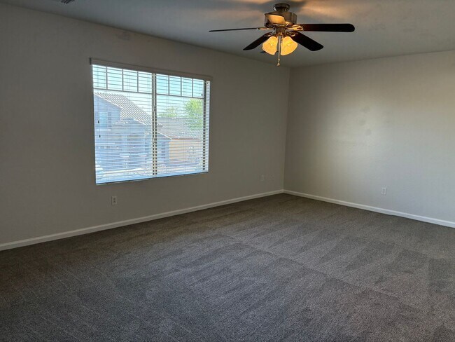 Building Photo - Beautiful 3 Bedroom Home in Camelback Ranch