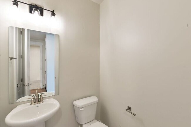 Building Photo - SPECTACULAR VIRTUALLY NEW HOME IN SOUGHT A...