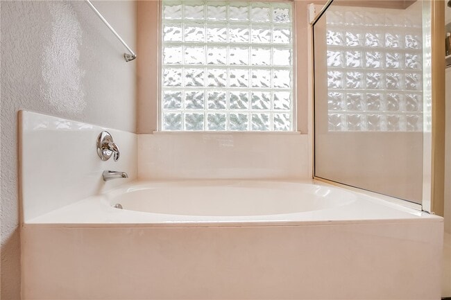 Building Photo - 10528 S Canoa Hills Trail