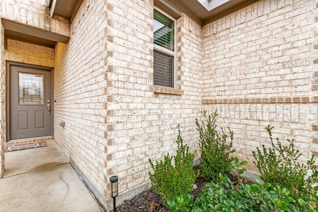 Building Photo - 3315 Celestial Ln