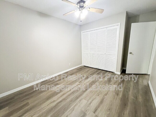 Building Photo - 6576 Sweetbriar Ln