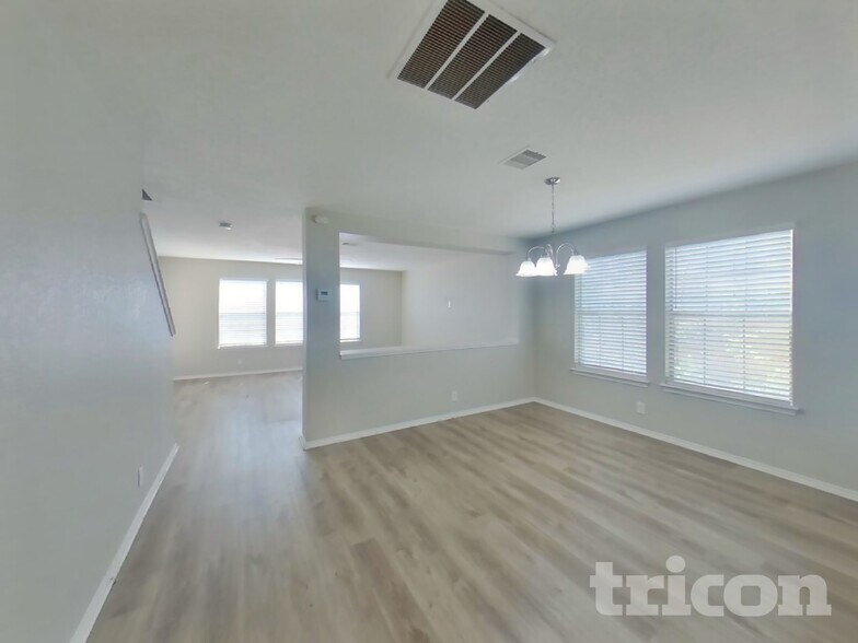 Building Photo - 8034 Cavern Hill