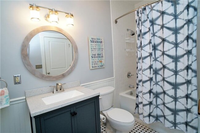 Building Photo - 426 Spring St