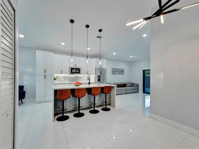 Building Photo - 19901 NW 77th Ct