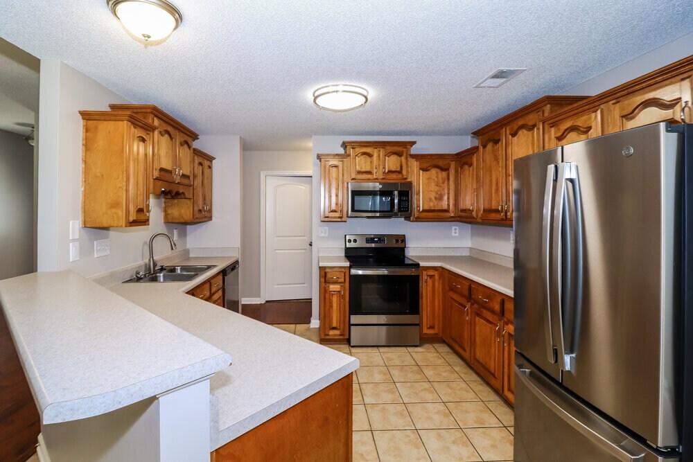 Building Photo - 35 Cami Cove