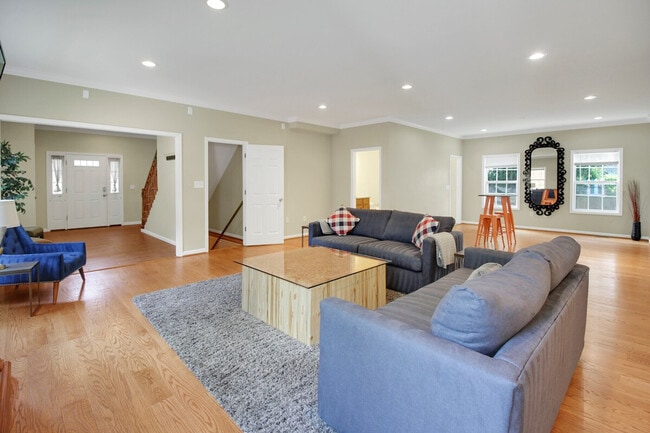 Building Photo - 6799 Wilson Blvd