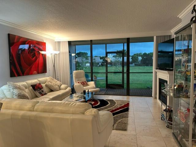 Building Photo - 6371 La Costa Dr