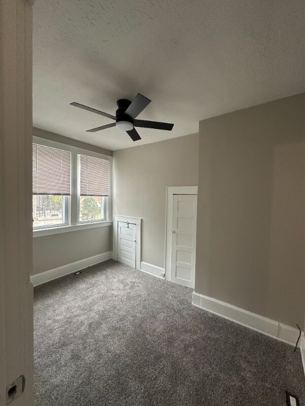 Building Photo - 6421 Glade Ave