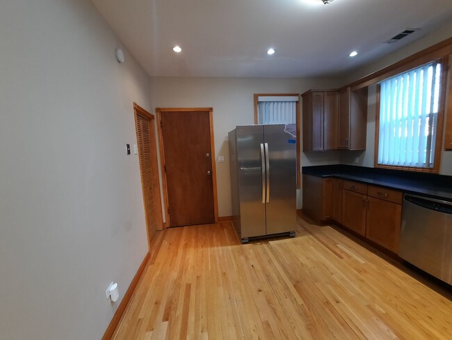 Building Photo - Nice Newly Renovated 2BD, 1BATH, 1St FL - ...