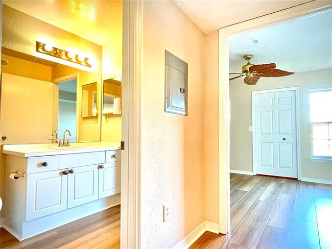 Building Photo - 18106 Peregrines Perch Pl