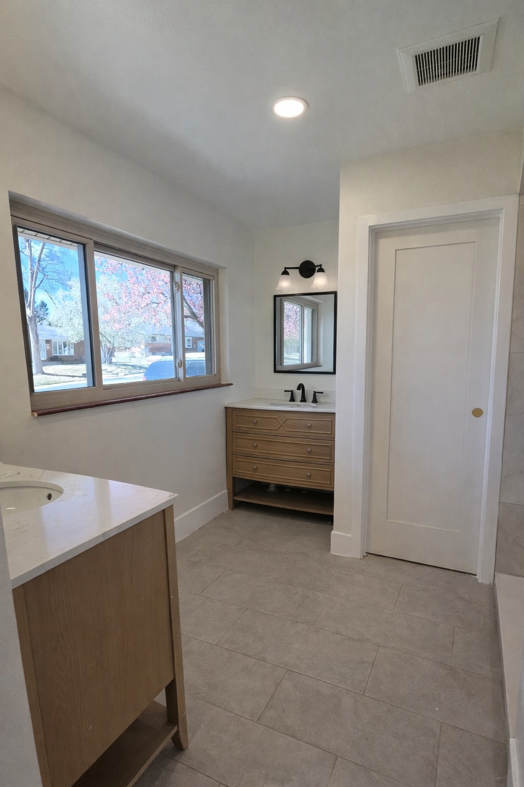 Building Photo - 2934 S Zurich Ct