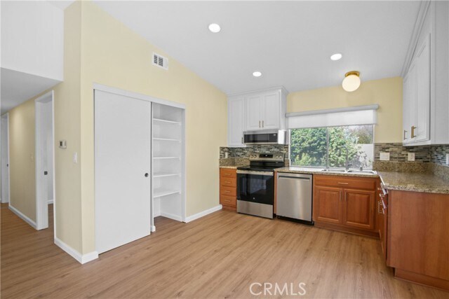 Building Photo - 9451 Harcourt Cir