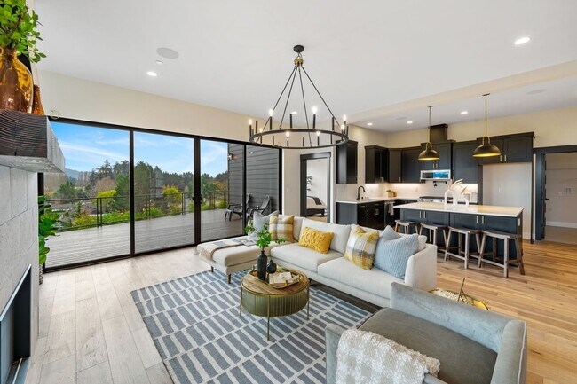 Building Photo - BRAND NEW LUXURY HOME!