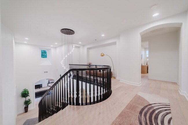 Building Photo - 7337 Corte TOMILLO