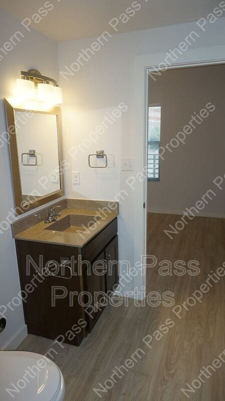 Building Photo - 1061 Ranger St