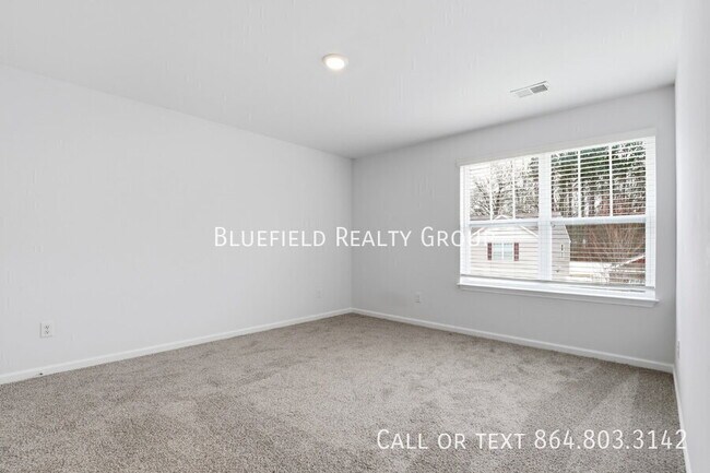 Building Photo - 227 Millen Dr