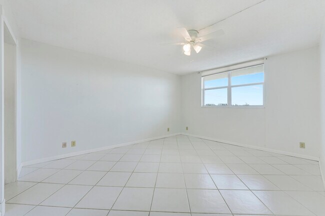 Building Photo - 6161 NW 2nd Ave