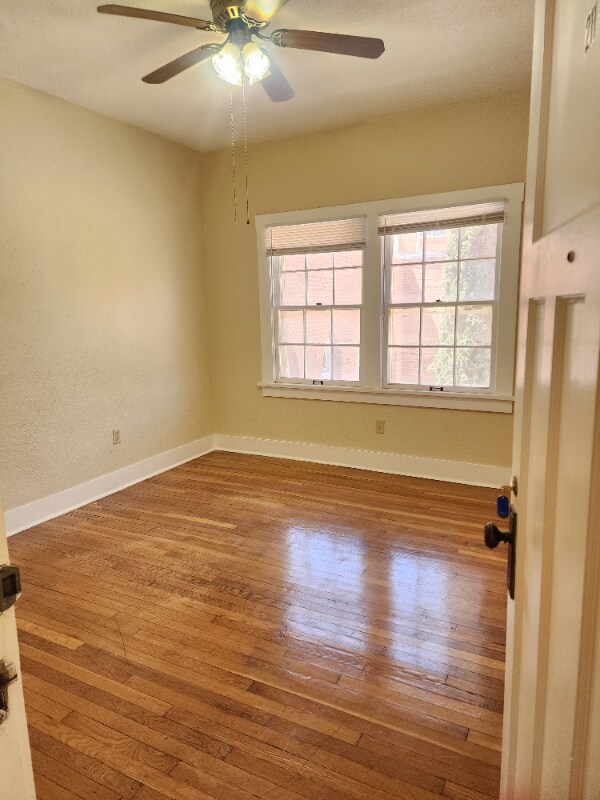 Primary Photo - 119 W Nevada Ave