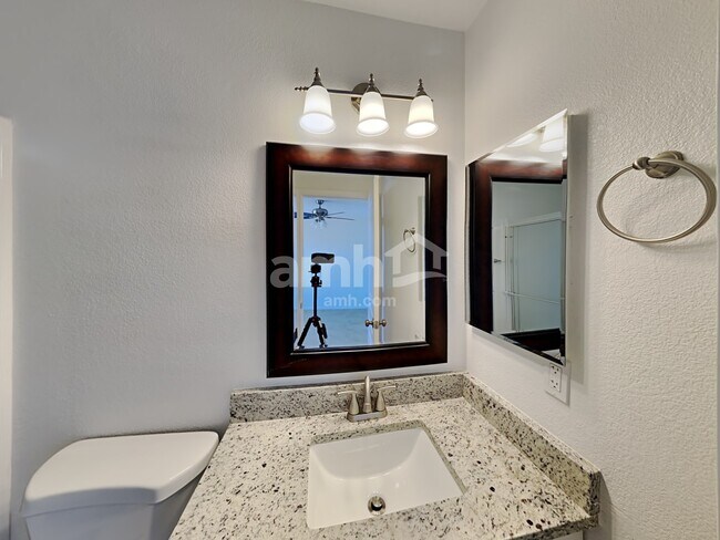 Building Photo - 3017 S Mandy Cir