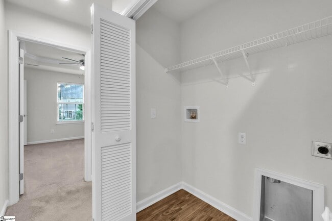 Building Photo - 574 Preakness Run