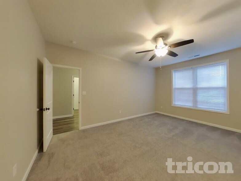 Building Photo - 204 Myers Rd