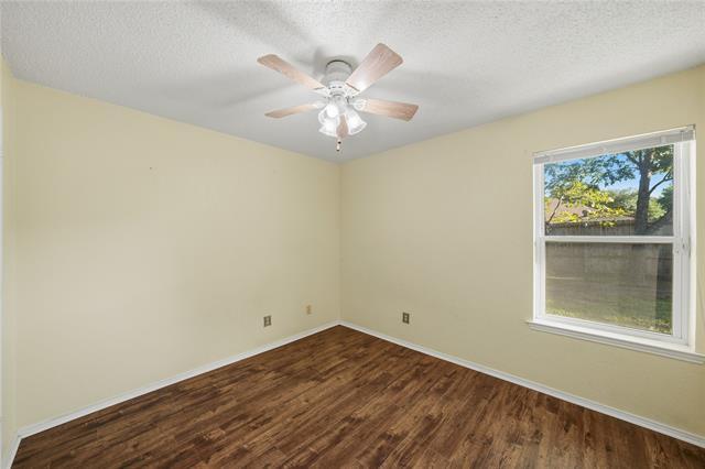 Building Photo - 1129 W Hills Terrace