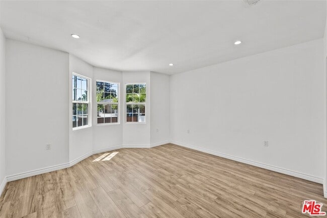 Building Photo - 6712 Cedros Ave