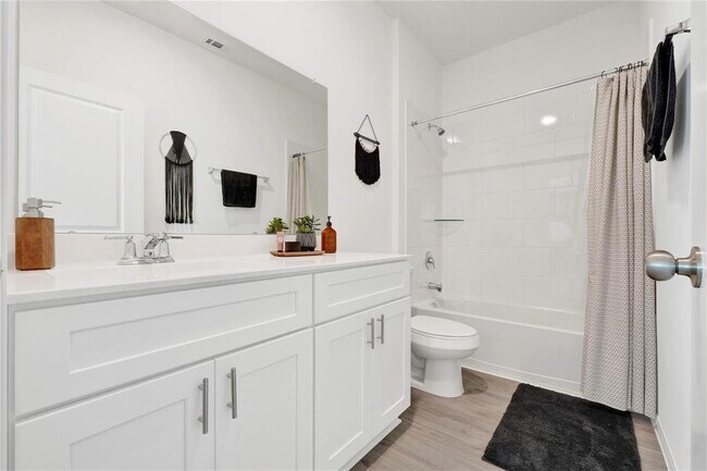Building Photo - 23823 Escardilla Dr