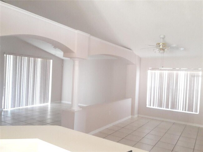Building Photo - 3885 Blackberry Cir