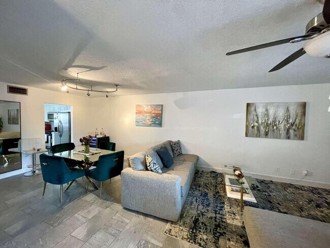 Building Photo - 6843 NW 29th Ave