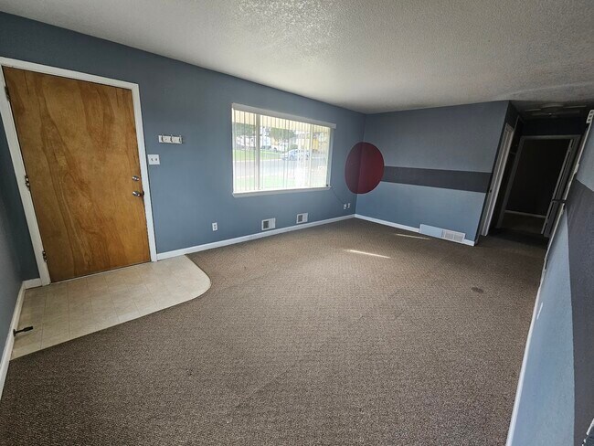 Building Photo - 8080 Knox Ct