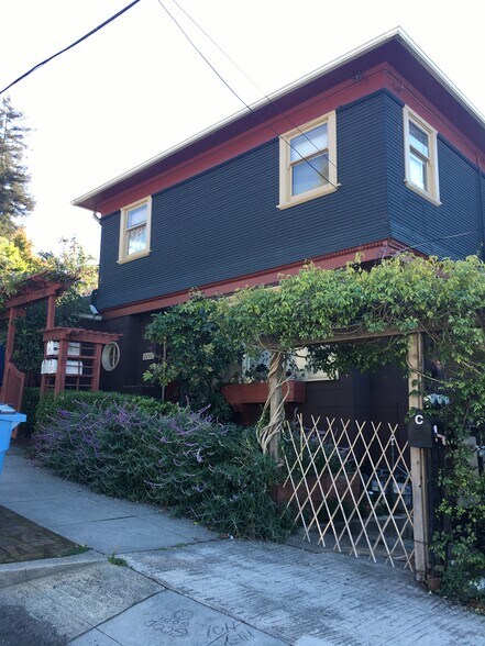 Front of house - 2240 Rose St