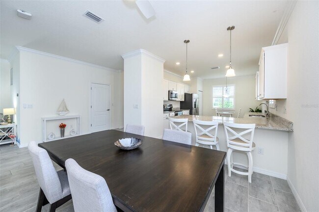 Building Photo - 15145 Spanish Point Dr
