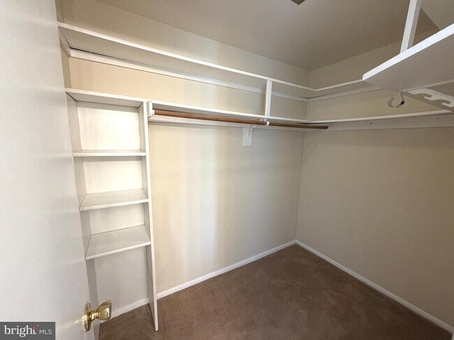 Building Photo - 18131 Chalet Dr