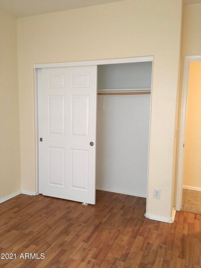 Building Photo - 2533 W Apollo Rd