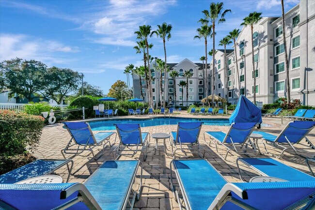 Building Photo - 8303 Palm Pkwy