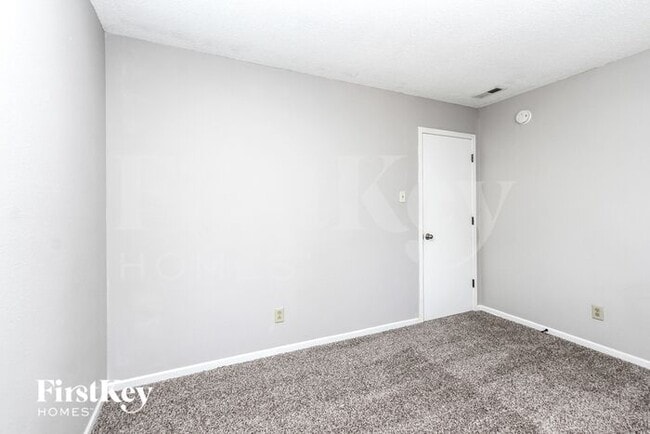 Building Photo - 2808 Redland Ln