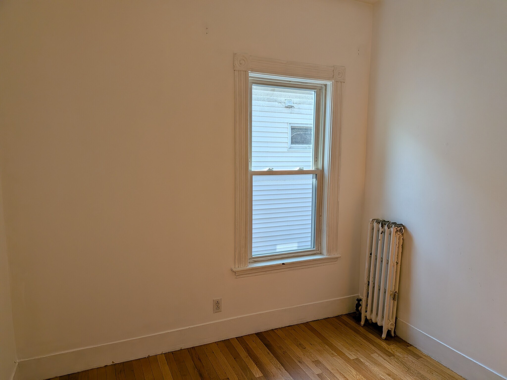 Building Photo - 12 Newbern Ave