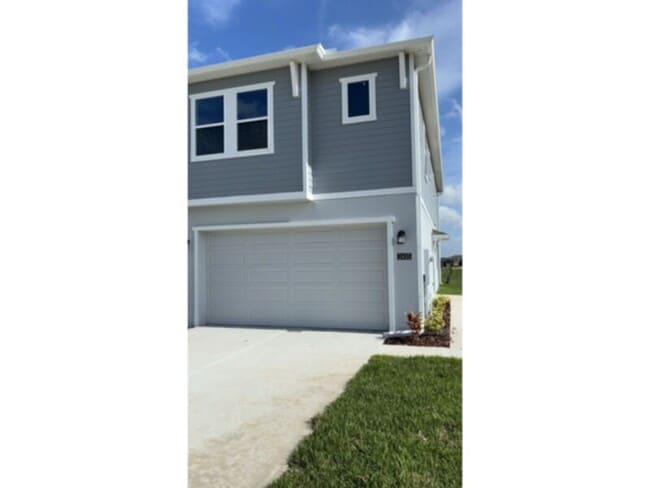 Primary Photo - BRAND NEW 3 bedroom 2.5 bath with 2 car ga...