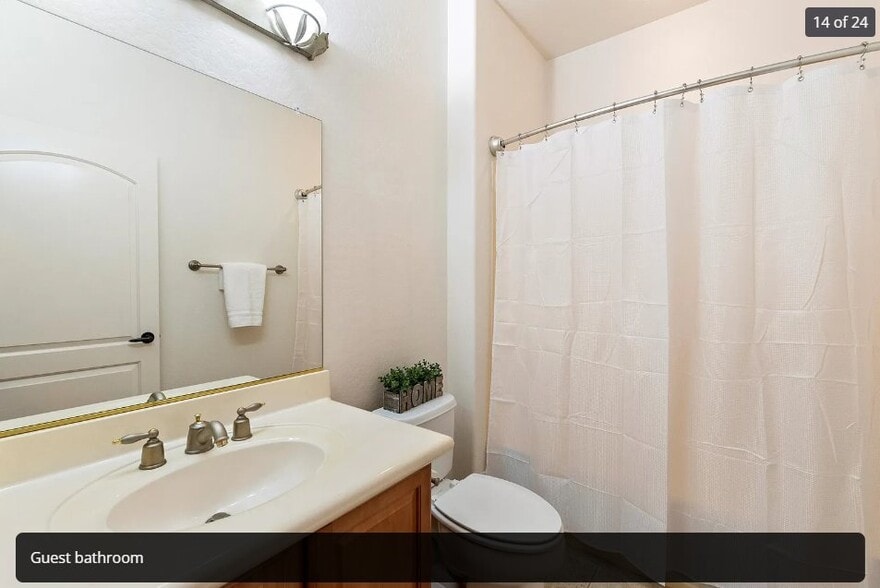 Building Photo - 12947 W Chapala Dr