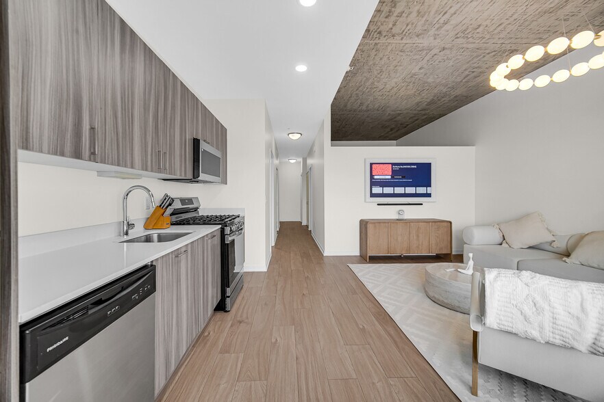 Building Photo - 1345 S Wabash Ave