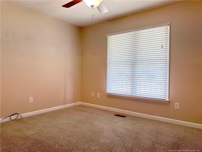 Building Photo - 699 Dowfield Dr