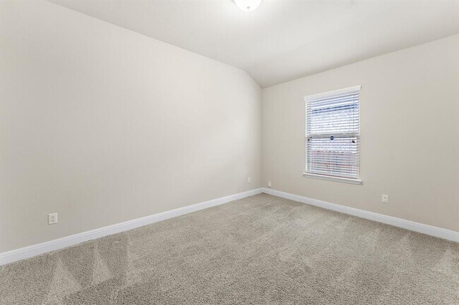 Building Photo - 1104 Chad Dr