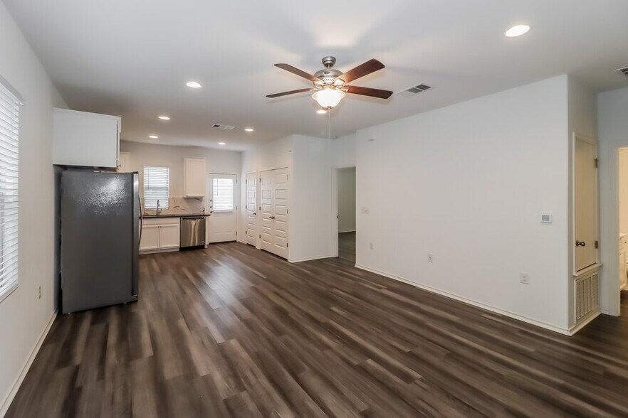 Building Photo - 13108 Foreston Dr
