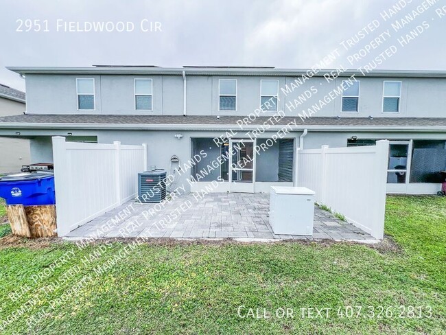 Building Photo - Modern 3-Bedroom Townhome for Rent in St. ...