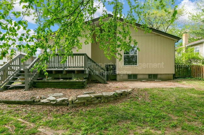 Building Photo - 2455 Buttonwood Ct